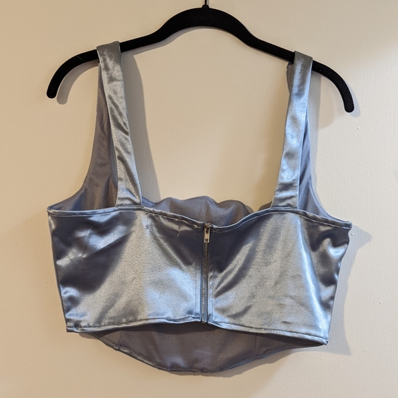 Corset top. - Picture 2 of 5